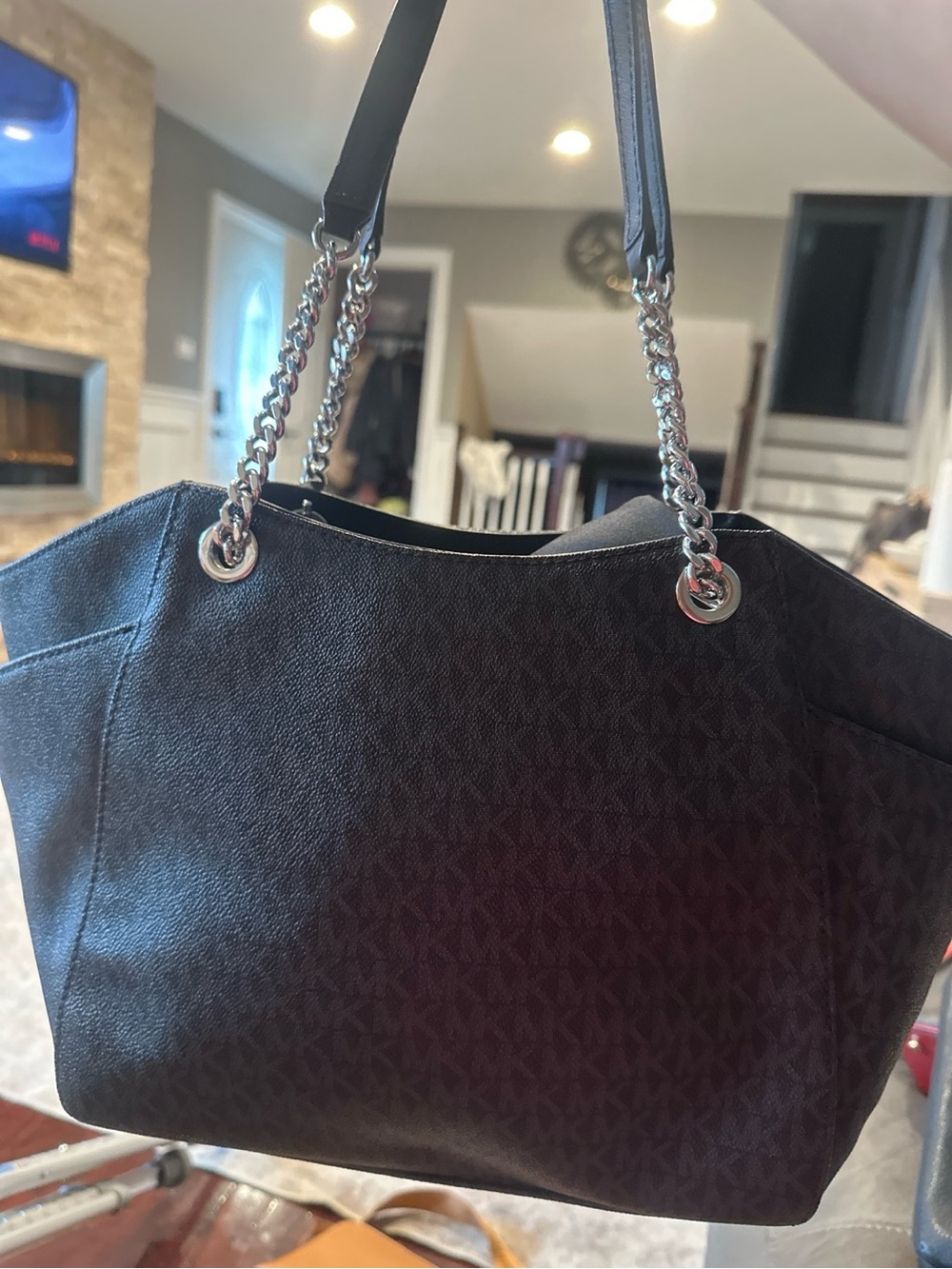 Michael Kors Black Chain-Detail Signature Tote - Picture 2 of 9